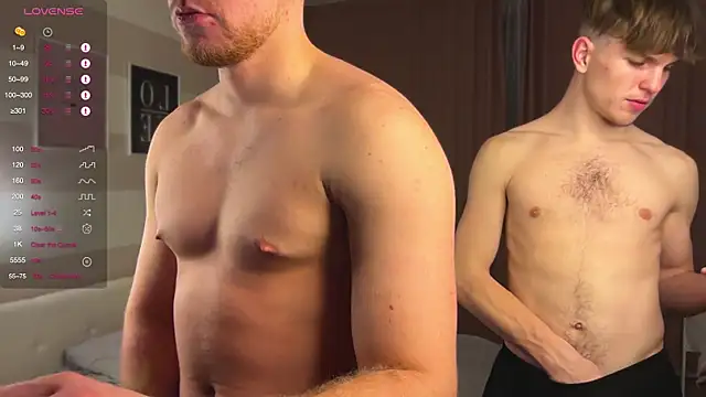 Snapshot of Hotpeppers666 chatting on November 24, 10:09 pm Hotpeppers666 online show from November 24, 10:09 pm