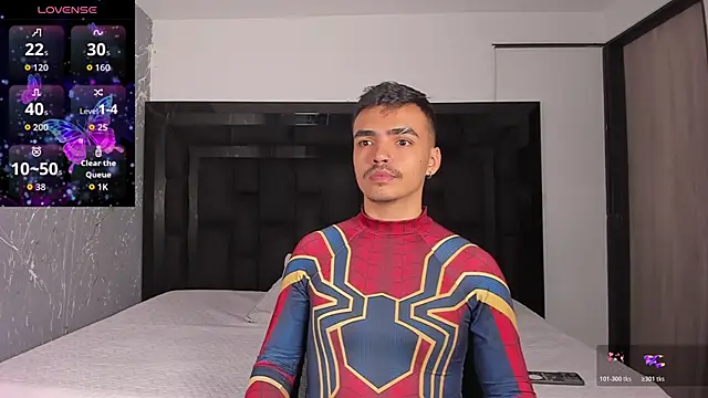 Snapshot of NicoKingg_ chatting on November 15, 3:48 am NicoKingg online show from November 15, 3:48 am