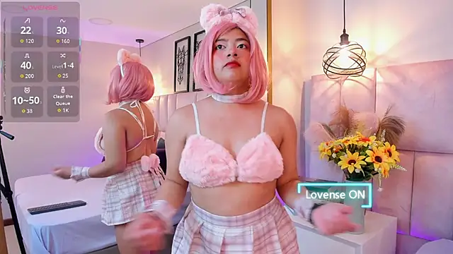 Snapshot of Neko_pam chatting on November 13, 12:48 pm Neko pam online show from November 13, 12:48 pm