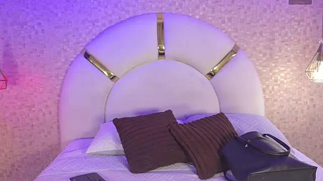 Snapshot of aria_sm chatting on November 19, 7:14 pm aria sm online show from November 19, 7:14 pm