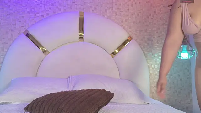 Snapshot of aria_sm chatting on November 23, 7:13 pm aria sm online show from November 23, 7:13 pm