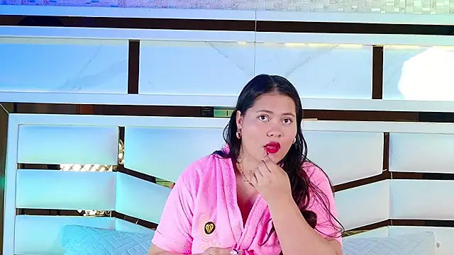 Snapshot of aria_sm chatting on December 1, 3:22 am aria sm online show from December 1, 3:22 am