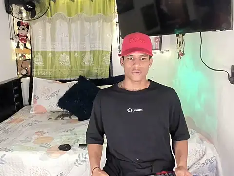 JUANBIGCOCK21CM online show from June 15, 12:46 am