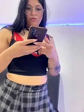 amazonaa9 online show from November 29, 1:52 am