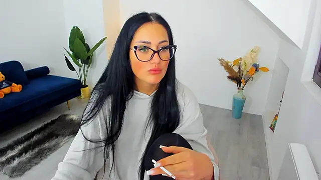 Snapshot of AnyaEvy chatting on March 7, 4:20 am AnyaEvy online show from March 7, 4:20 am