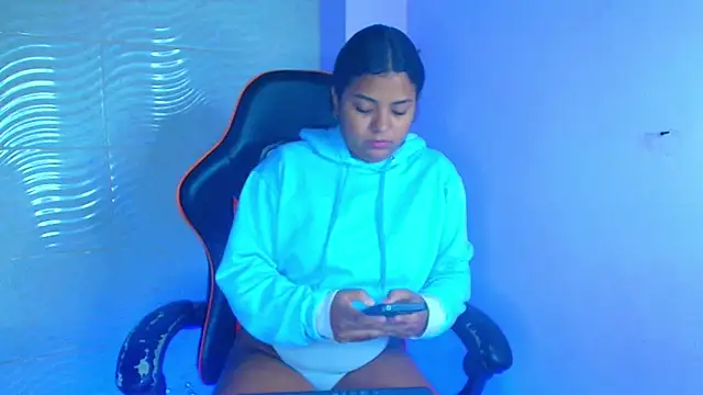 CurlyAliccia  online show from December 2, 1:55 am