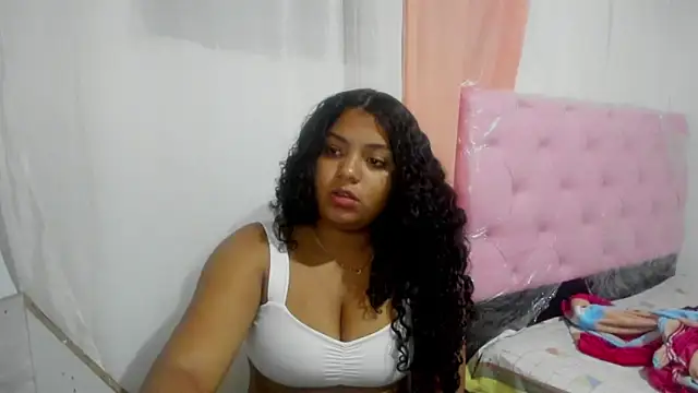 CurlyAliccia  online show from December 20, 3:24 am