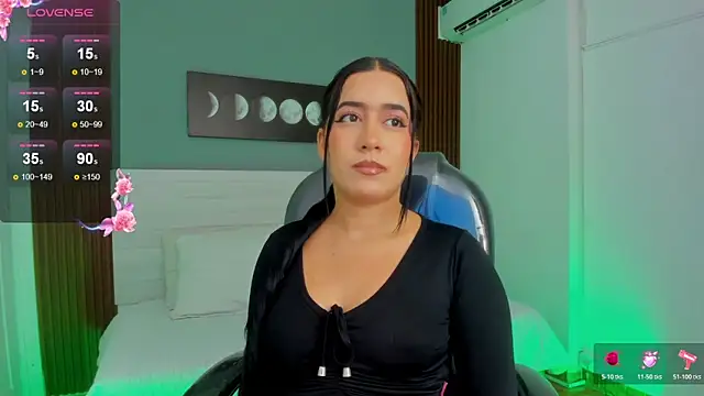 Amy Leah online show from April 27, 1:20 pm