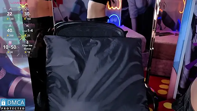 Snapshot of sofia_sstonee_ chatting on December 3, 11:08 am sofia sstonee online show from December 3, 11:08 am