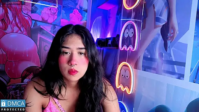 Snapshot of sofia_sstonee_ chatting on December 15, 11:03 am sofia sstonee online show from December 15, 11:03 am