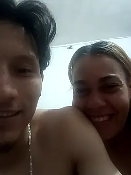 Snapshot of xXAndreyAndMariaXx chatting on November 15, 2:46 pm xXAndreyAndMariaXx online show from November 15, 2:46 pm