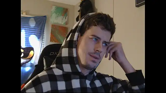 JayAmaze online show from February 7, 6:44 pm