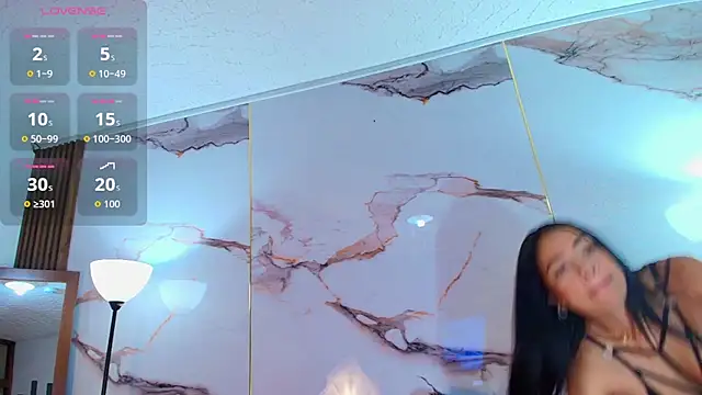 Emily  Carter online show from December 15, 12:09 pm