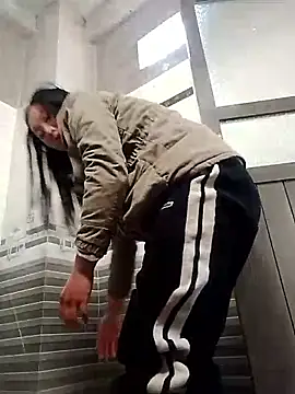 Snapshot of Yumiik2kk chatting on November 28, 12:57 am Yumiik2kk online show from November 28, 12:57 am