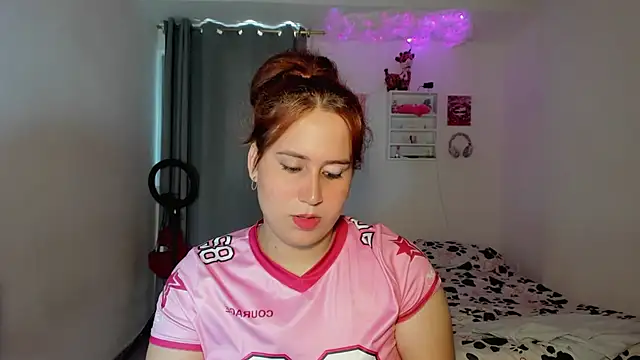 Sofiababyy online show from July 25, 6:16 pm