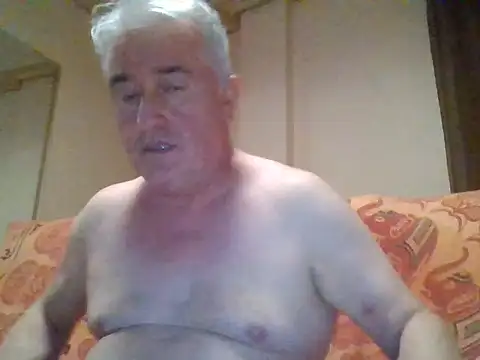 Snapshot of Cumlover5534 chatting on October 4, 7:23 pm Cumlover5534 online show from October 4, 7:23 pm