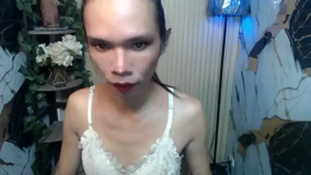 YumsSantos online show from January 8, 8:16 am