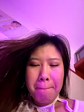 Snapshot of xoxo7799 chatting on December 5, 4:58 pm xoxo7799 online show from December 5, 4:58 pm