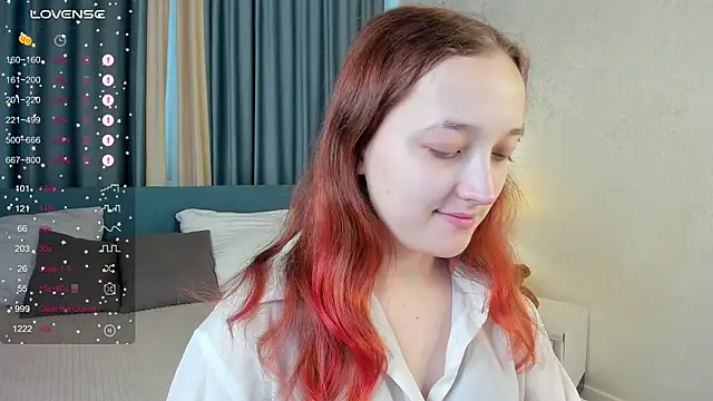 Snapshot of LauraKelley chatting on November 19, 6:13 am LauraKelley online show from November 19, 6:13 am