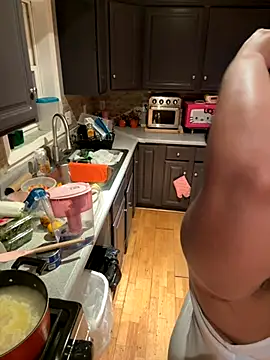 Snapshot of BiigMAMA_2025 chatting on November 14, 3:05 am BiigMAMA 2025 online show from November 14, 3:05 am