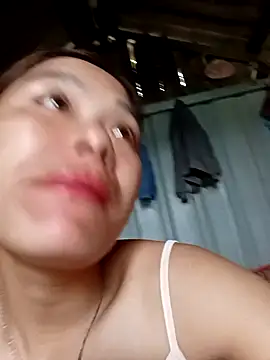 Lyla john online show from March 18, 10:18 am