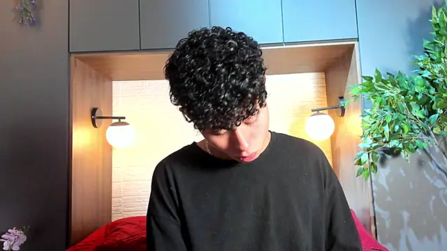 Snapshot of Noah_dupont_ chatting on November 27, 11:56 am Noah dupont online show from November 27, 11:56 am