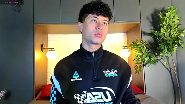 Noah dupont  online show from January 12, 11:59 am