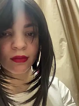 Snapshot of LilxSar chatting on November 27, 8:22 pm LilxSar online show from November 27, 8:22 pm