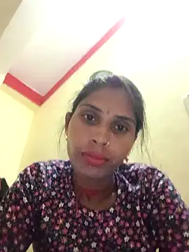 Snapshot of Veshali_Love143 chatting on November 12, 11:10 am Veshali Love143 online show from November 12, 11:10 am