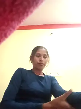 Snapshot of Veshali_Love143 chatting on November 16, 10:32 am Veshali Love143 online show from November 16, 10:32 am