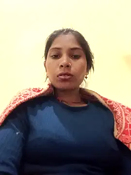 Snapshot of Veshali_Love143 chatting on November 16, 10:48 pm Veshali Love143 online show from November 16, 10:48 pm