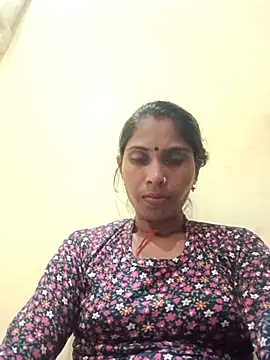 Snapshot of Veshali_Love143 chatting on December 1, 3:06 pm Veshali Love143 online show from December 1, 3:06 pm