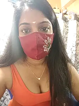 Snapshot of Honeya96 chatting on November 27, 8:16 am Honeya96 online show from November 27, 8:16 am