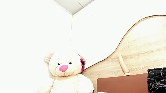 Snapshot of AMARA_BRUNET chatting on November 21, 12:59 pm AMARA BRUNET online show from November 21, 12:59 pm