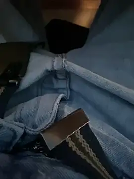 Snapshot of hot_boy06 chatting on November 27, 1:02 pm hot boy06 online show from November 27, 1:02 pm