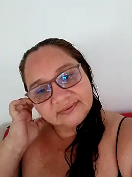 Snapshot of HotXXXgirl_01 chatting on November 10, 12:15 pm HotXXXgirl 01 online show from November 10, 12:15 pm
