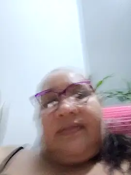 Snapshot of HotXXXgirl_01 chatting on November 12, 1:39 am HotXXXgirl 01 online show from November 12, 1:39 am