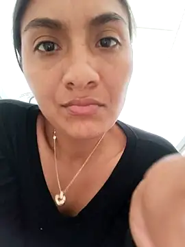 Uvit online show from December 18, 8:37 pm