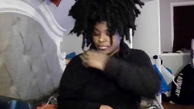 Snapshot of Dusaa_ chatting on November 24, 4:23 am Dusaa online show from November 24, 4:23 am