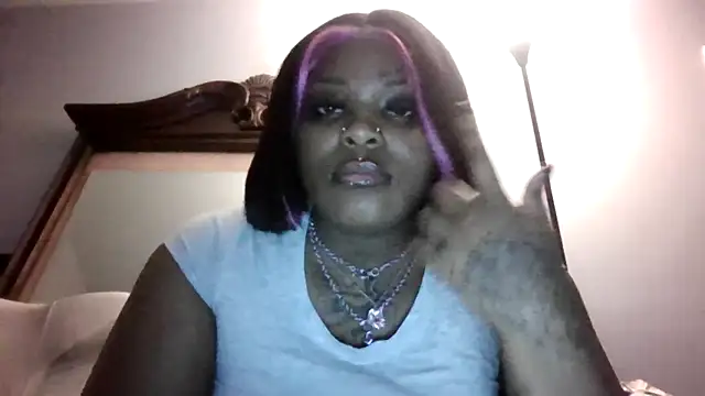 Snapshot of Dusaa_ chatting on April 2, 12:52 am Dusaa online show from April 2, 12:52 am