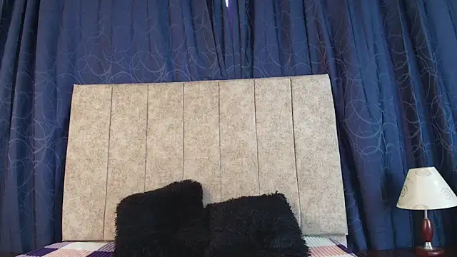 Sofi-Brown online show from December 13, 8:36 pm