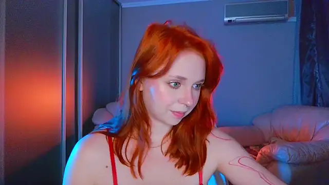 Erica Nelson online show from July 29, 11:25 pm