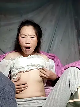 Snapshot of blonde_blg chatting on November 26, 6:53 pm blonde blg online show from November 26, 6:53 pm