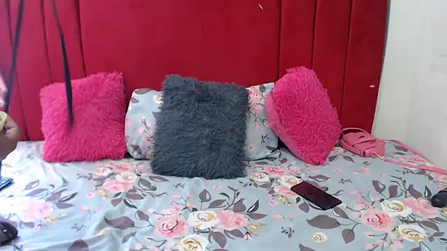 HipsDontLieX95 online show from February 8, 9:34 am