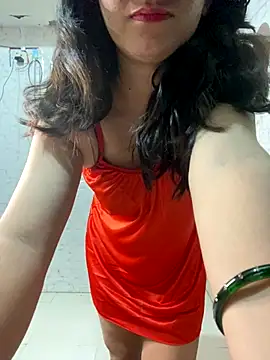 Snapshot of Red_Queen_11 chatting on November 18, 6:01 pm Red Queen 11 online show from November 18, 6:01 pm