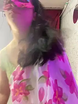 Snapshot of Red_Queen_11 chatting on November 24, 5:56 pm Red Queen 11 online show from November 24, 5:56 pm