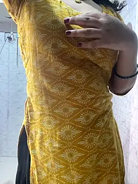 Snapshot of Red_Queen_11 chatting on December 2, 6:58 pm Red Queen 11 online show from December 2, 6:58 pm