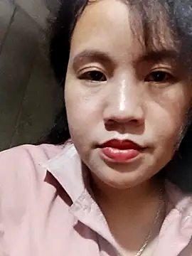 yelow-bee online show from November 12, 2:28 pm