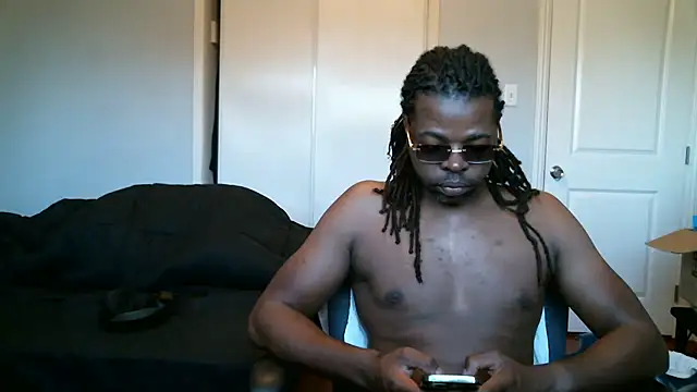 Mr Sirthedom online show from August 2, 7:45 pm