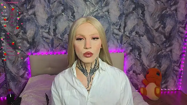 Snapshot of 1lola4ka chatting on November 29, 2:53 pm 1lola4ka online show from November 29, 2:53 pm